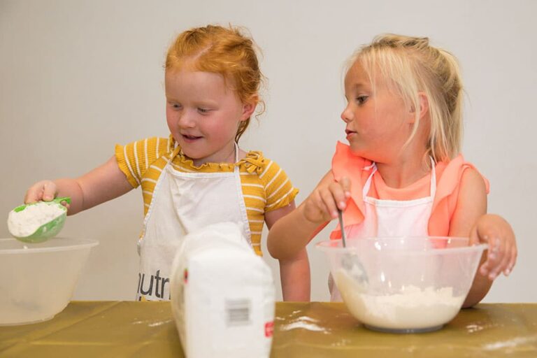 Read more about the article Three Reasons Why Learning to Cook is So Important for Children